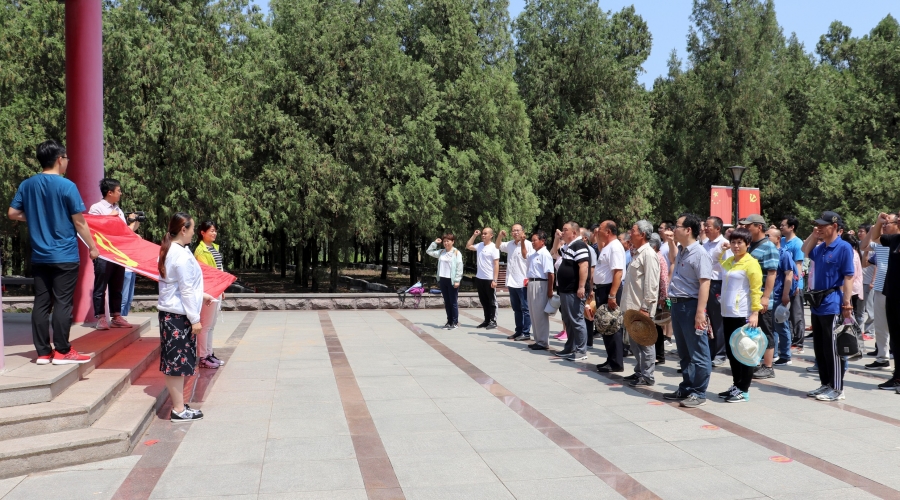 公司黨總支組織黨員赴孟良崮戰(zhàn)役紀(jì)念館、沂蒙紅嫂紀(jì)念館參觀學(xué)習(xí)